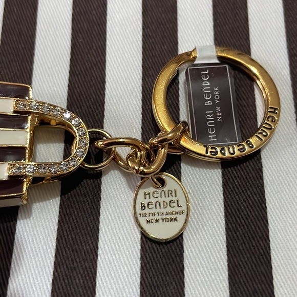 Henri Bendel Shopping Bag Key Fob - Picture 8 of 8